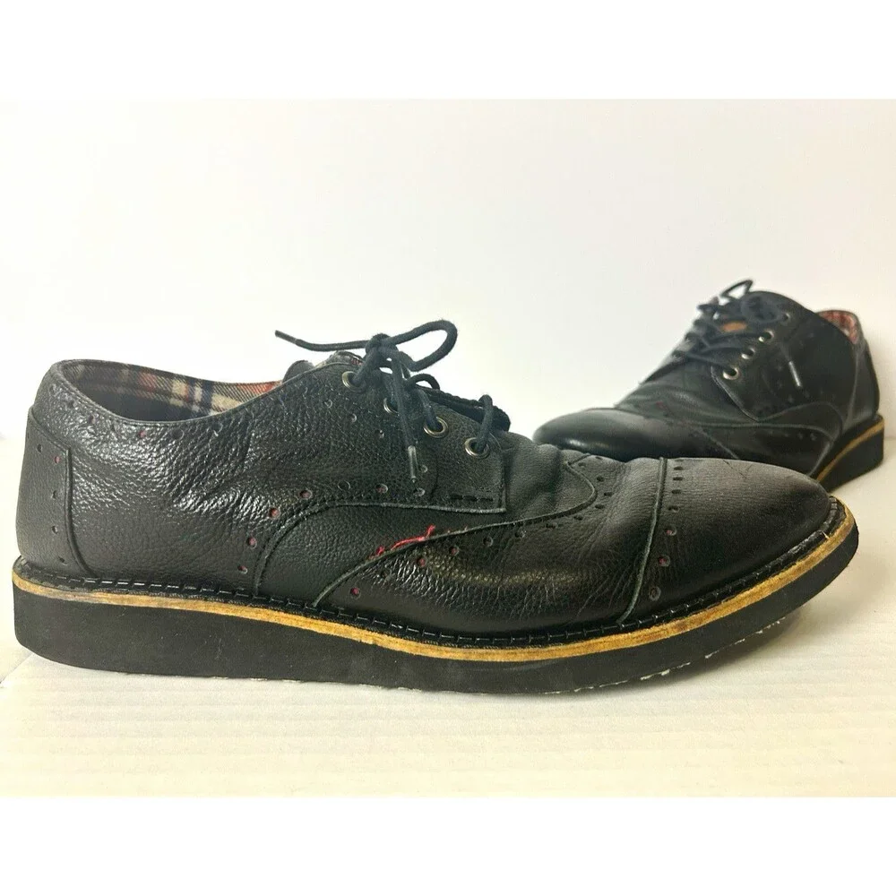 TOMS Men's Brogue Oxford Black Pebbled Leather Plaid Lining Wingtip Size 11.5